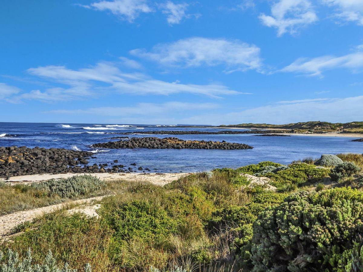 Hearn'S Beachside Villa 7 Port Fairy Exterior foto